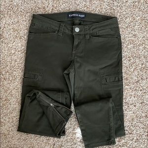 Express women’s utility cargo pant